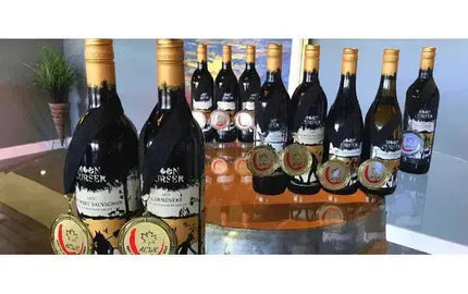 Top Wine Picks! Moon Curser Vineyards-My Wine Canada