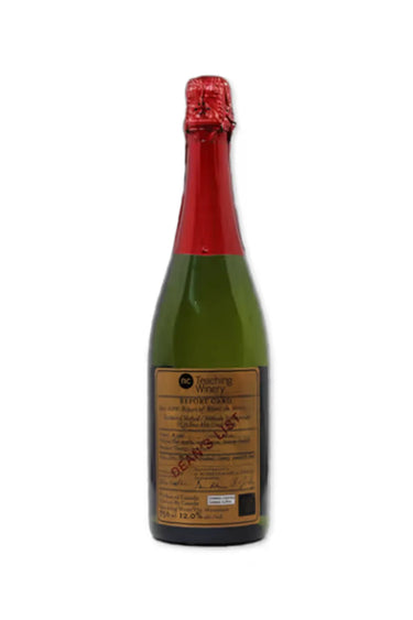 Dean's List Blanc de Noirs Sparkling 2019, Niagara College Teaching Winery