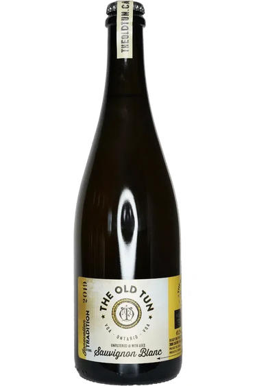 The Old Tun Sparkling Sauvignon Blanc 2019, Collab Wine And Beverage